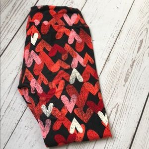 LuLaRoe Valentines Leggings OS